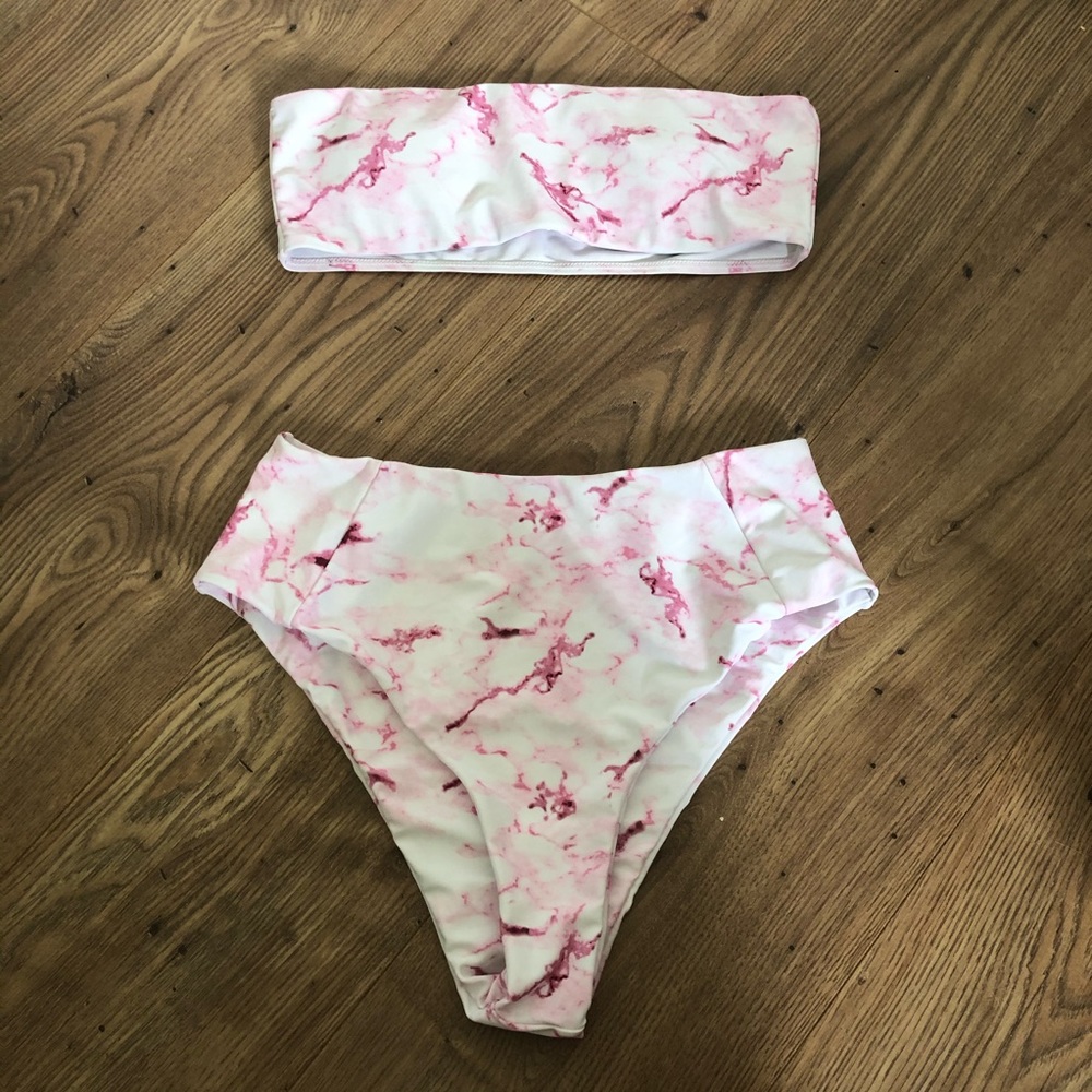 Zaful Pink & White Marble Tube Bikini Set 🍬